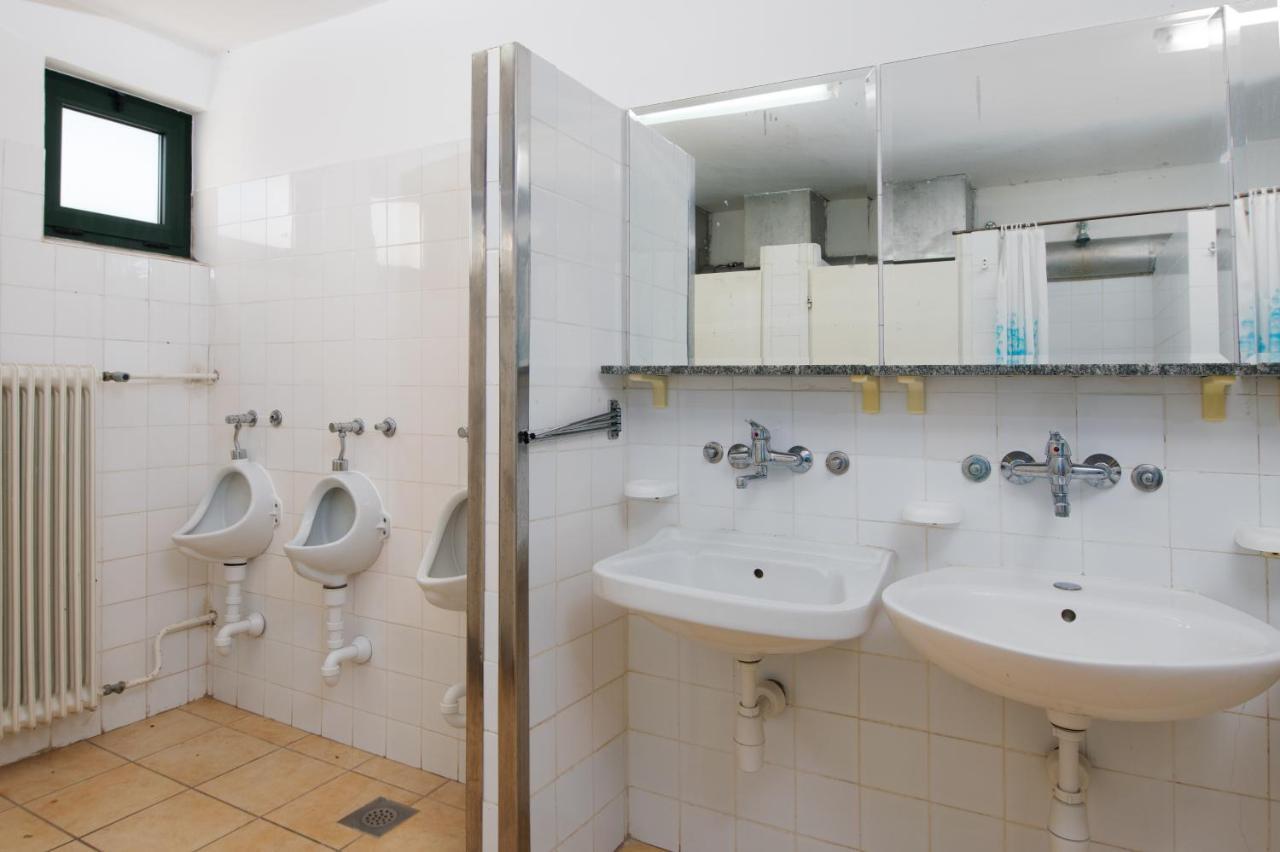 Hotel Kraljevica - Zajednicka Kupaonica - Shared Bathroom エクステリア 写真